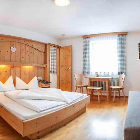 Wiesenhof Guest house 4*